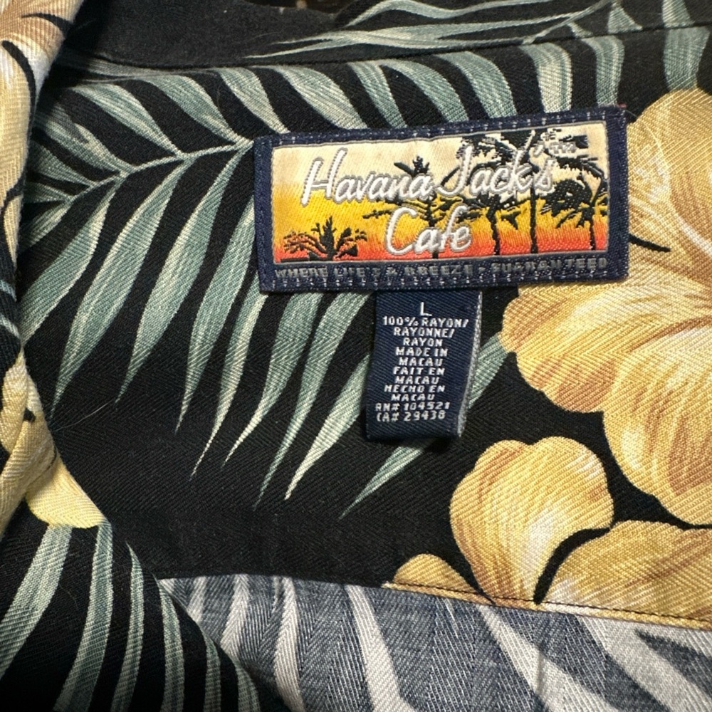 Havana Jack Café Black and Yellow Floral Casual Button Down Shirt